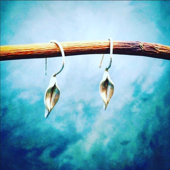 Sterling silver leaf organic shaped leaves - Picture 5 of 6